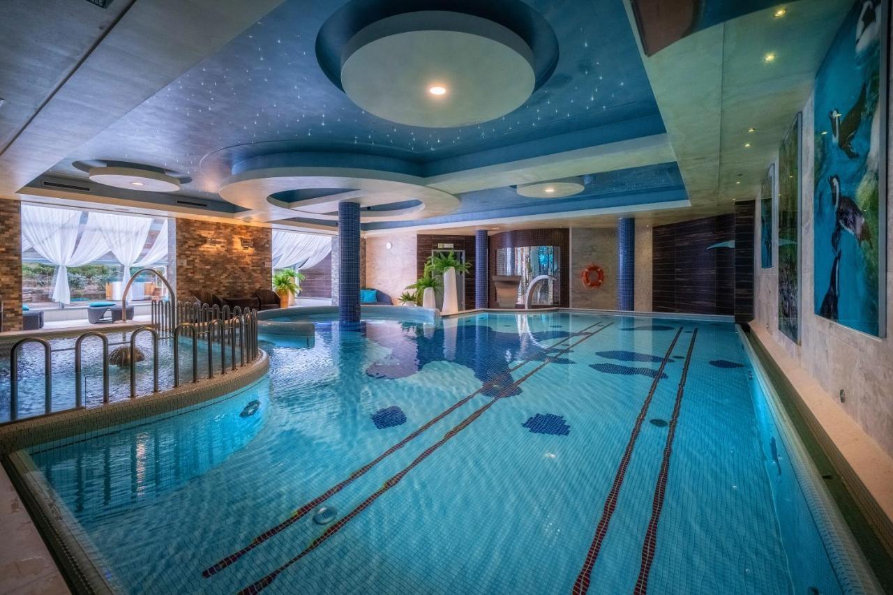 查埃恩格罗恩酒店及Spa 日基 外观 照片